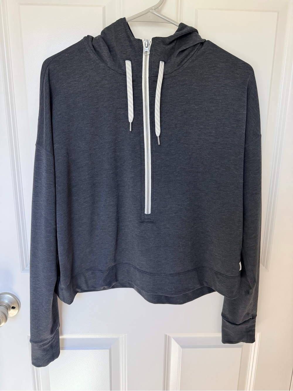 Vuori Women’s Cropped Half-Zip Pullover Hoodie